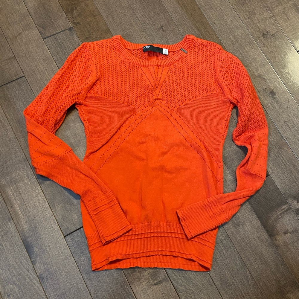 FOX - EUC - Small Long Sleeve Shirt